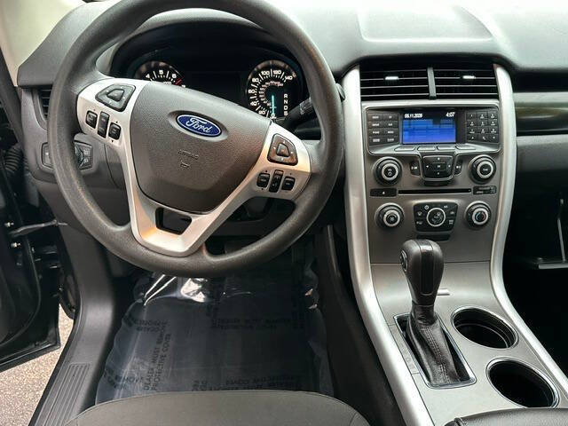 2013 Ford Edge SE