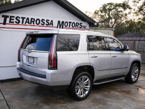 2017 Cadillac Escalade Standard