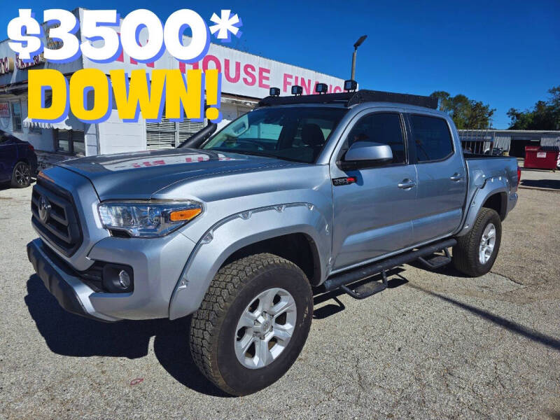 2022 Toyota Tacoma SR's photo