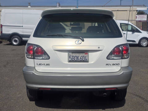 2003 Lexus RX 300