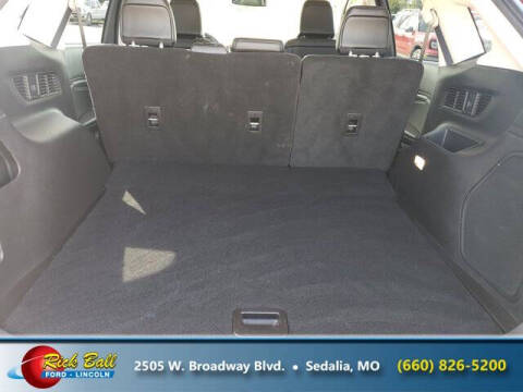 2023 Ford Edge Titanium