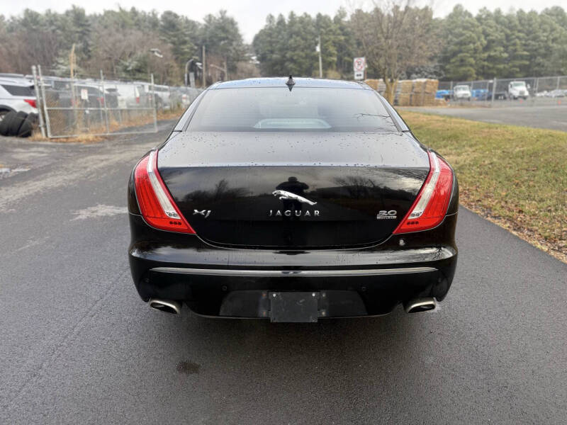 2013 Jaguar XJ