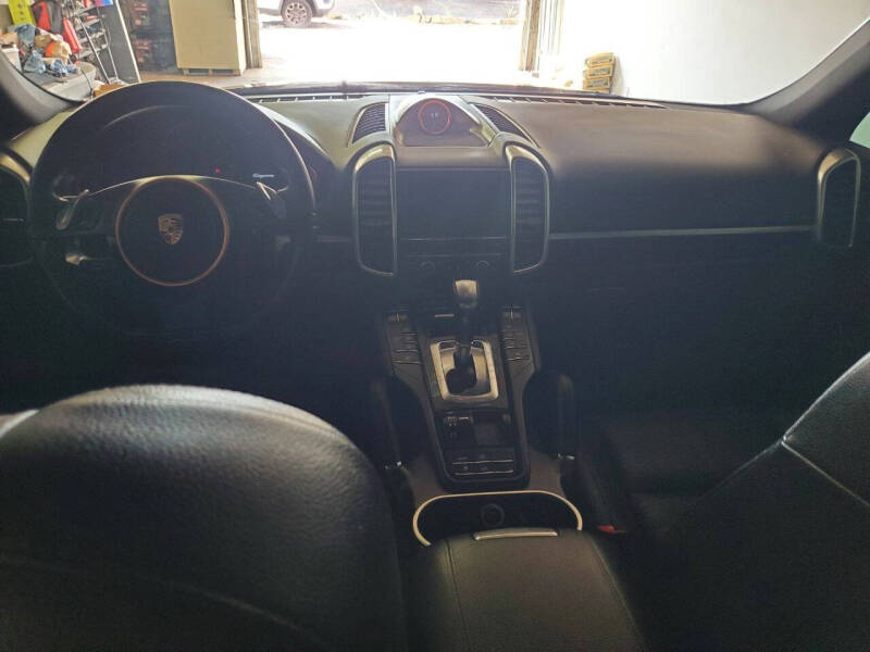 2012 Porsche Cayenne