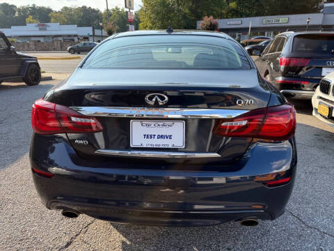 2015 Infiniti Q70 3.7
