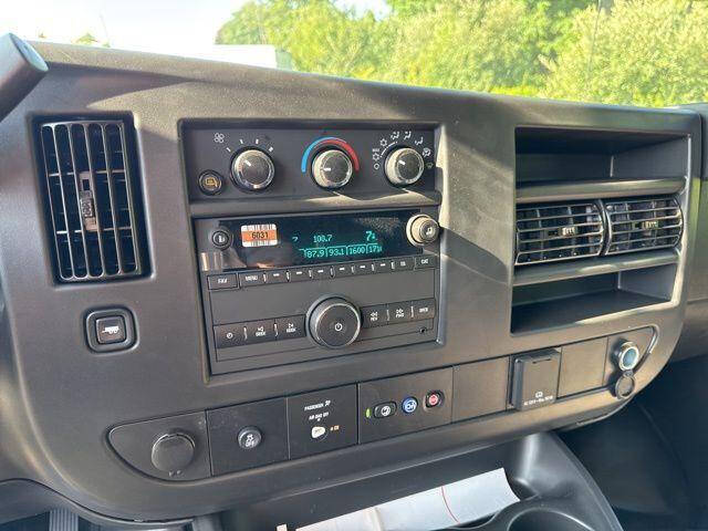 2025 GMC Savana 3500