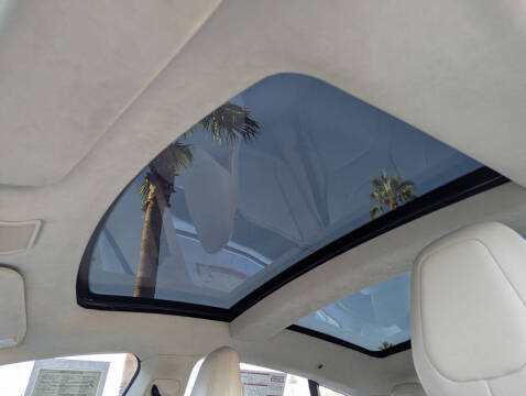 2017 Tesla Model S 75D