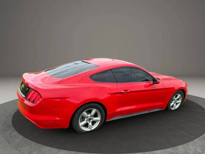 2016 Ford Mustang V6