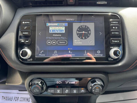 2021 Nissan Kicks SR