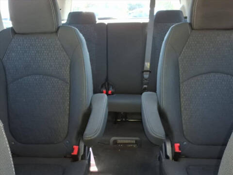 2016 GMC Acadia SLE-2