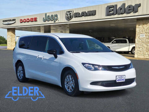 2026 Chrysler Voyager LX