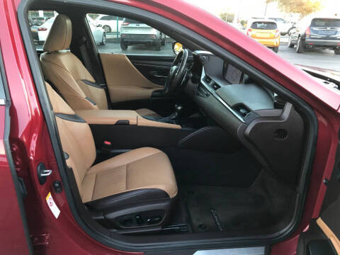 2019 Lexus ES 350 Luxury