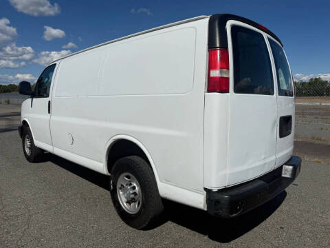2016 Chevrolet Express 2500