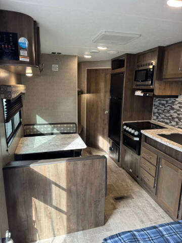 2020 Dutchmen Aspen Trail