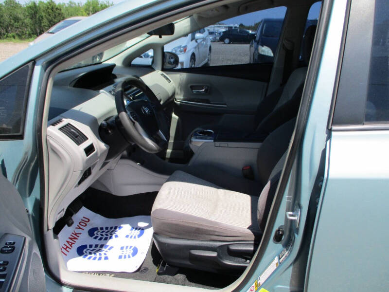 2015 Toyota Prius v Three