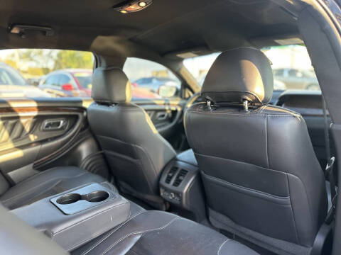 2019 Ford Taurus Limited