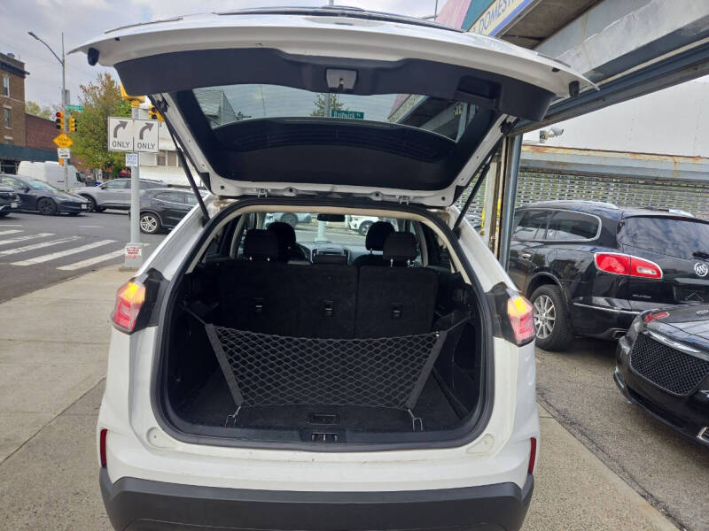 2019 Ford Edge SE