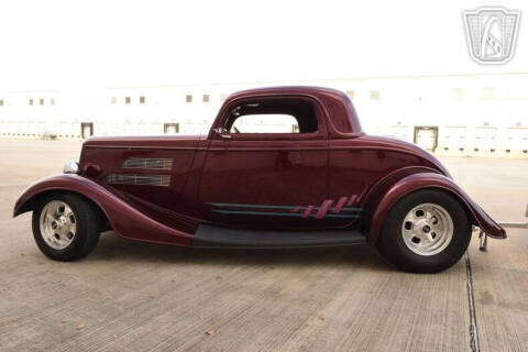 1933 Ford Model 18