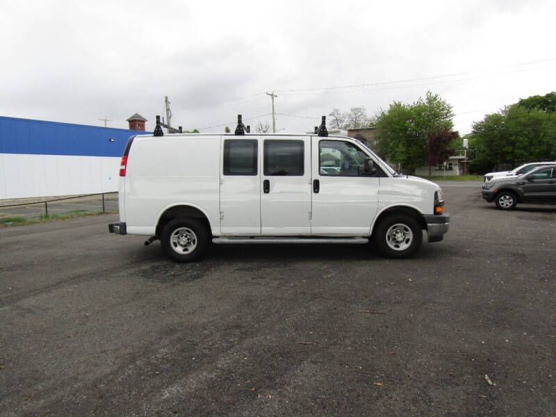 2020 Chevrolet Express 2500