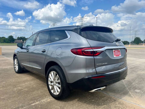2020 Buick Enclave Essence