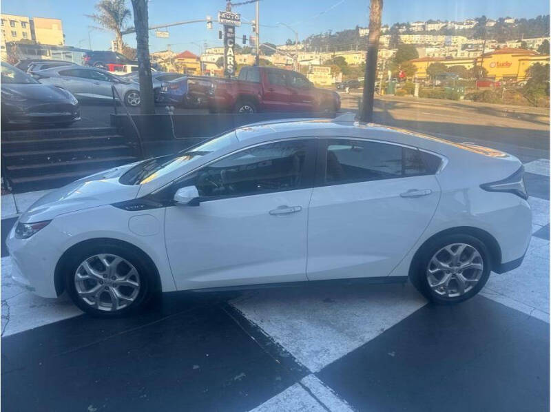 2017 Chevrolet Volt Premier