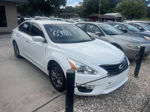 2015 Nissan Altima for sale at Bay Auto wholesale in Tampa FL