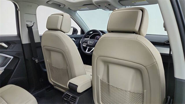 2024 Audi Q3 quattro S line Prem Plus 45 TFSI