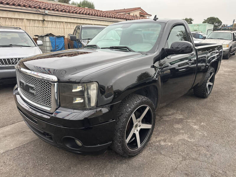 2008 GMC Sierra 1500 Work Truck photo 2