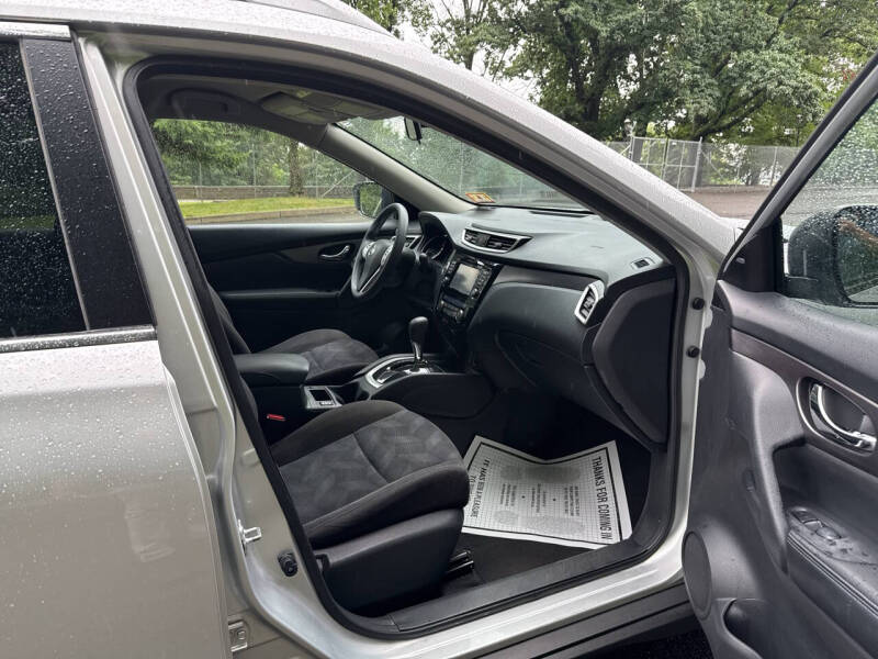 2015 Nissan Rogue S