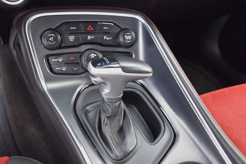 2015 Dodge Challenger R/T Scat Pack