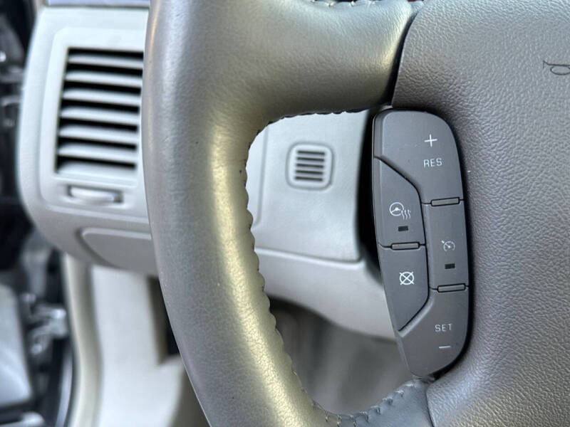 2010 Cadillac DTS Luxury Collection