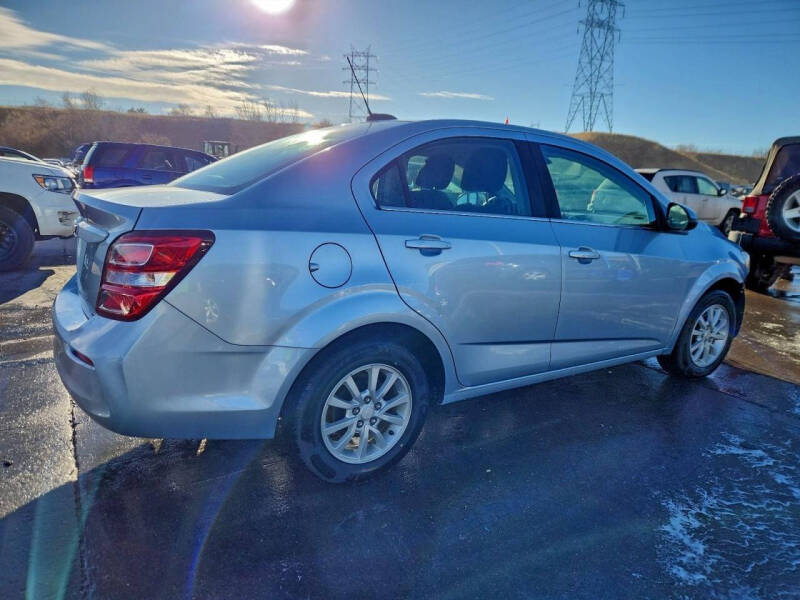 2017 Chevrolet Sonic LT Auto