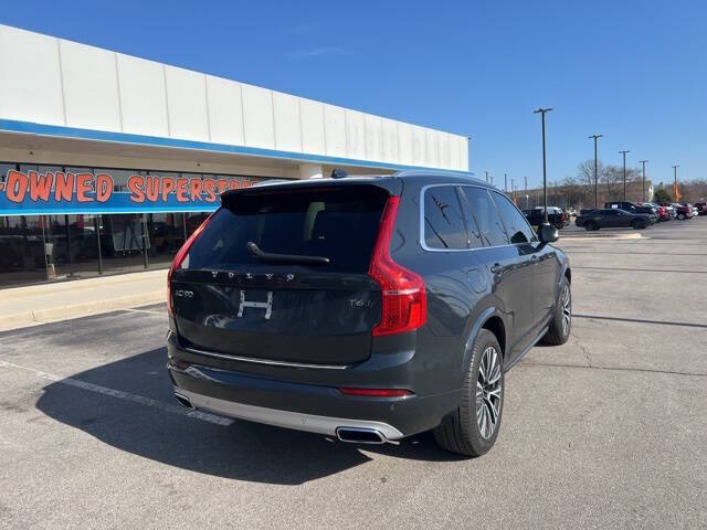 2021 Volvo XC90 T6 Momentum 7-Passenger