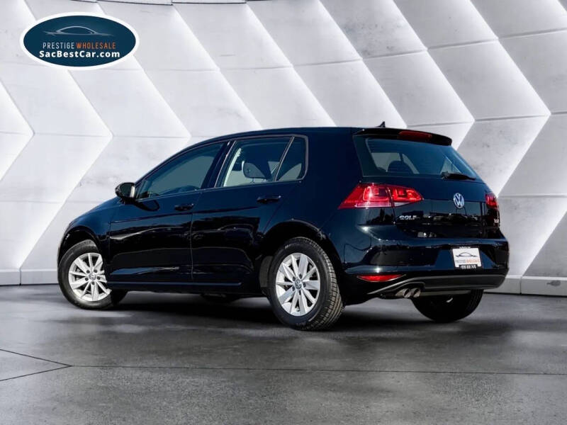 2016 Volkswagen Golf TSI S