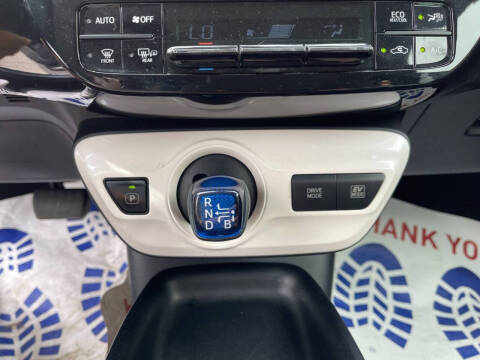 2017 Toyota Prius Two