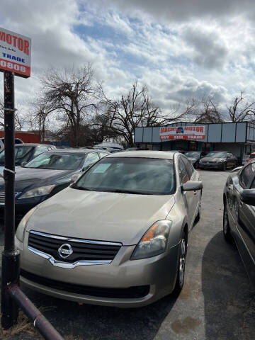 2009 Nissan Altima for sale at Magic Motor in Bethany OK