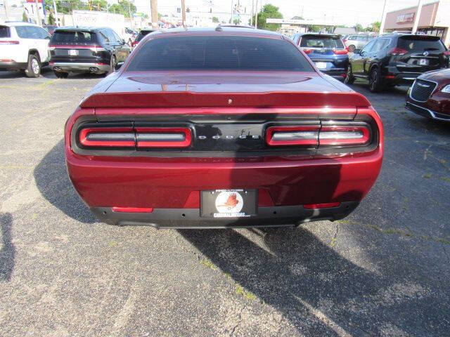 2021 Dodge Challenger SXT