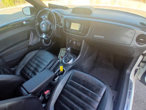 2014 Volkswagen Beetle Convertible R-Line PZEV