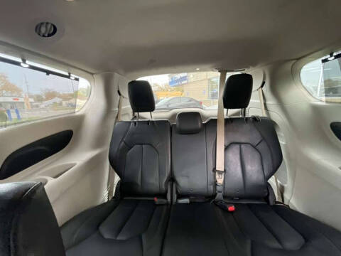 2020 Chrysler Pacifica Touring L