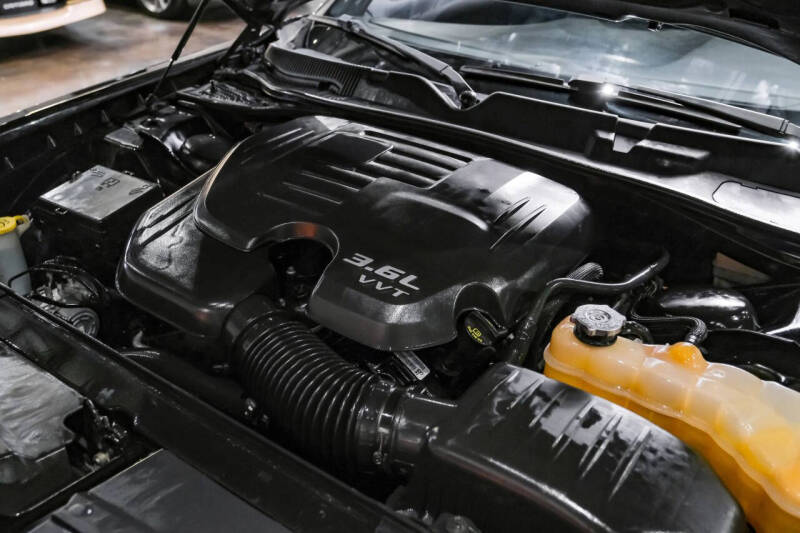 2015 Dodge Challenger SXT