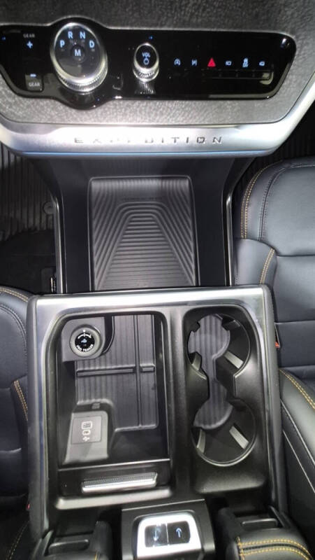 2027 Ford Expedition Tremor