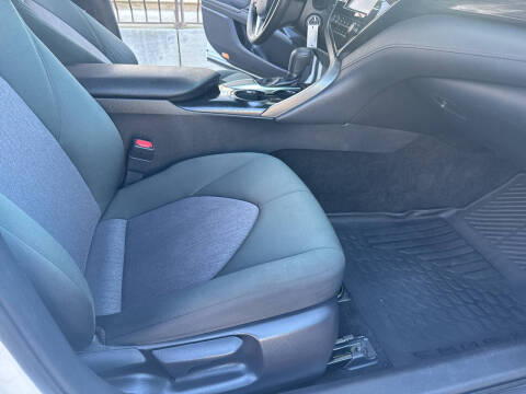 2018 Toyota Camry LE