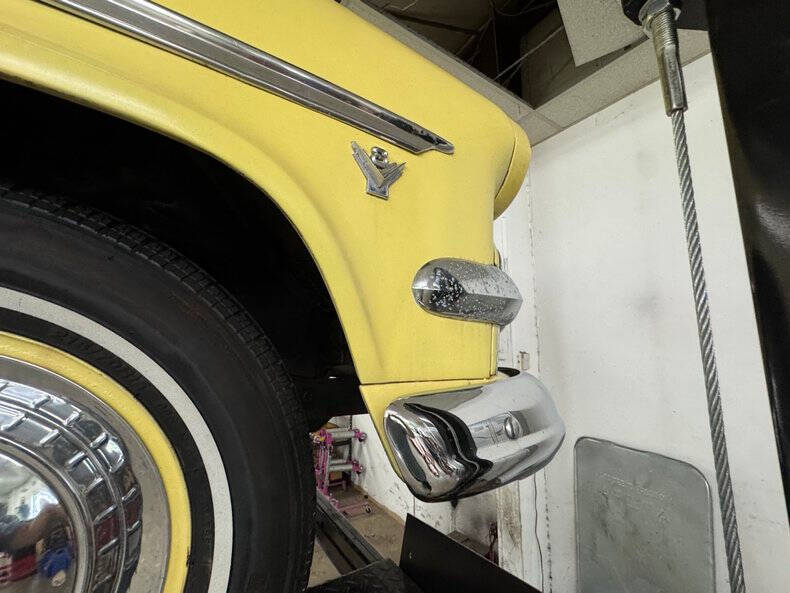 1954 Ford Crestline