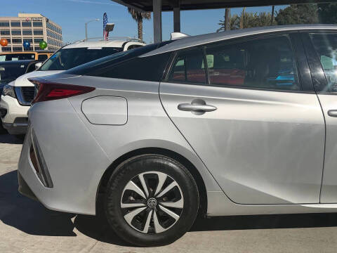2019 Toyota Prius Prime Plus