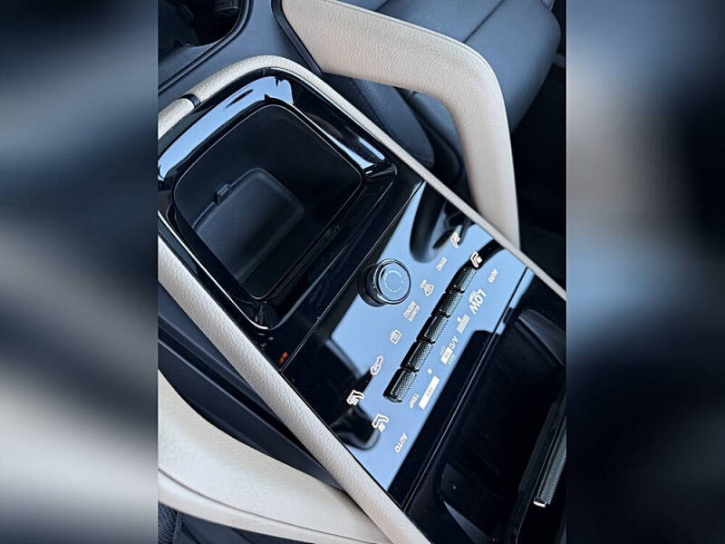 2024 Porsche Cayenne