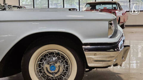 1960 Ford Thunderbird