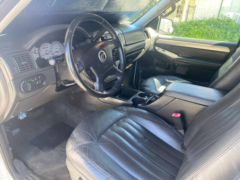 2004 Mercury Mountaineer