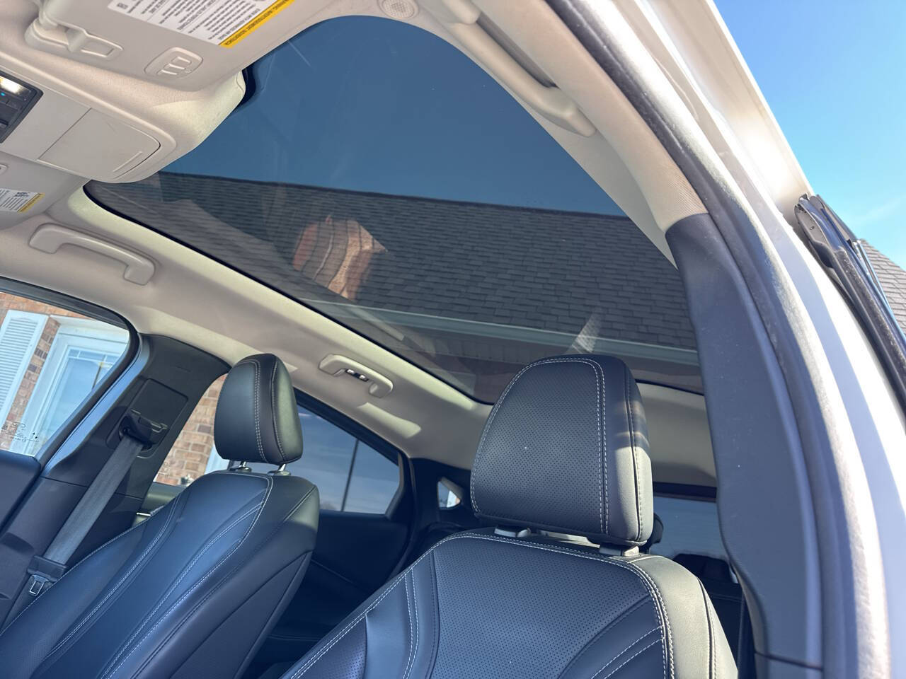 FordMustang Mach-E32