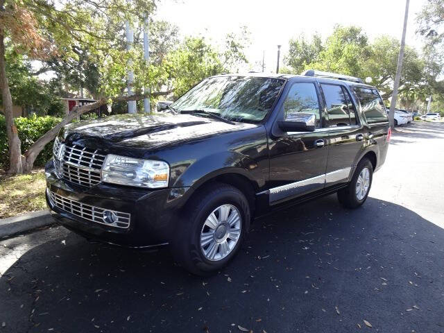 2014 Lincoln Navigator for sale at DONNY MILLS AUTO SALES in Largo FL