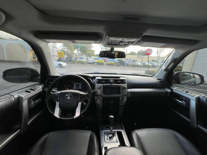 2017 Toyota 4Runner SR5