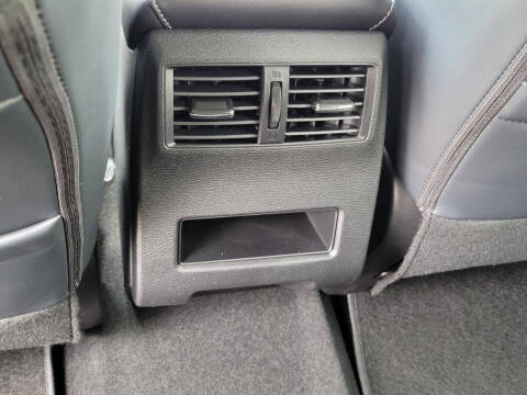 2026 Mitsubishi Outlander LE